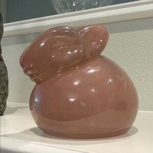 Pink glass Bunny 🐰 Figurine